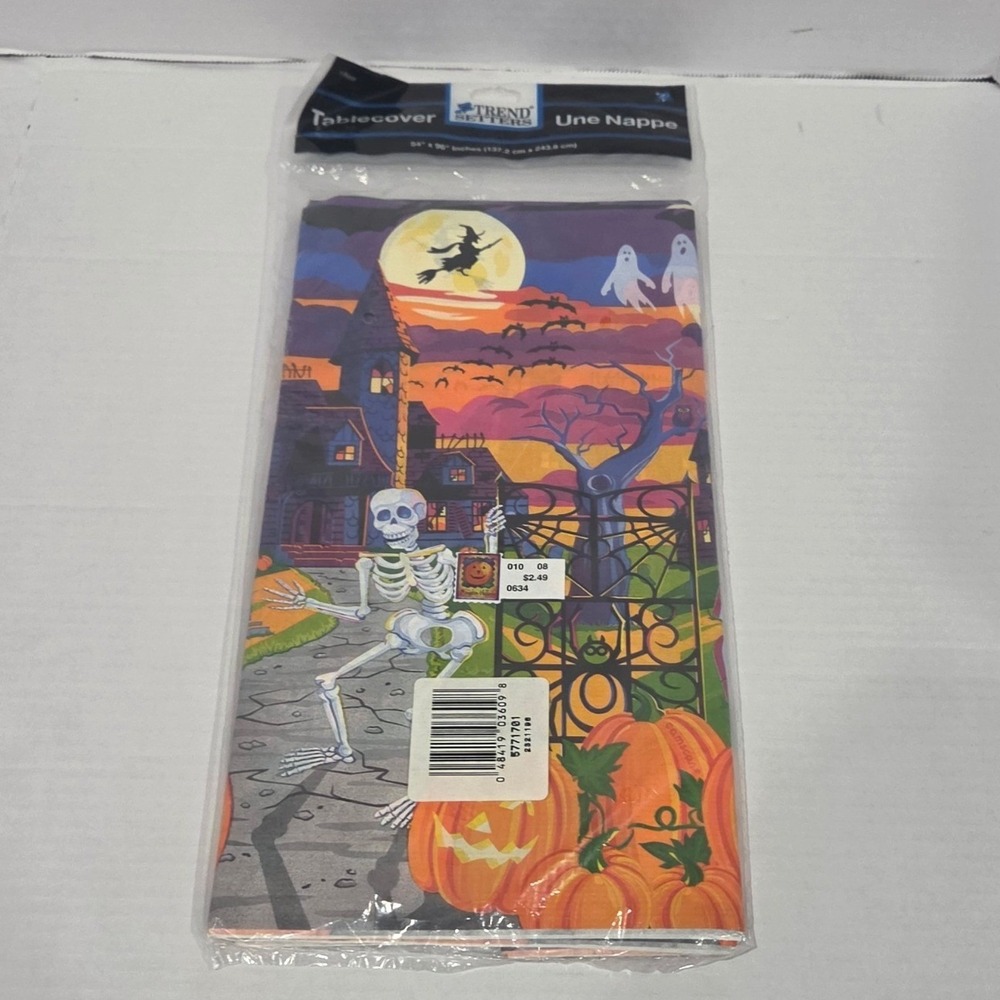 Vintage Trend Setters Halloween Tablecloth Skeleton Haunted House 54x96 New